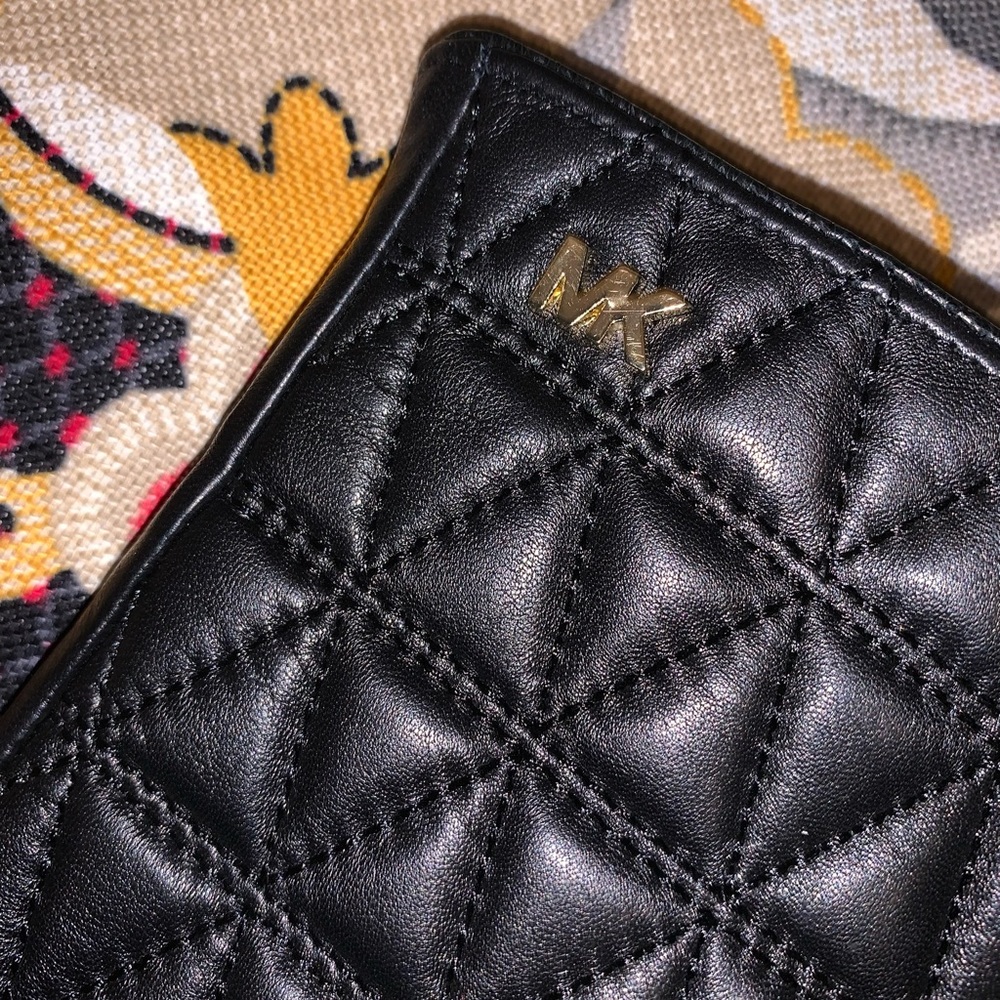 QUILTED LEATHER GLOVES - Picture 2 of 3
